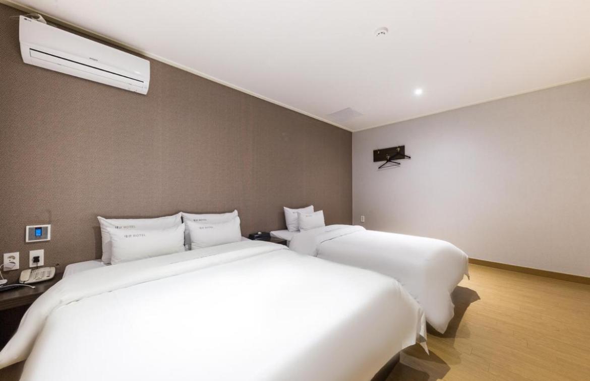 Daesan Hotel Seosan Exterior photo