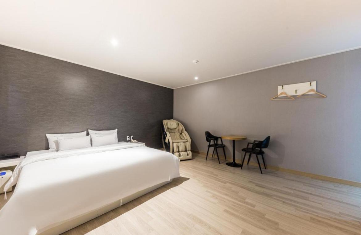 Daesan Hotel Seosan Exterior photo