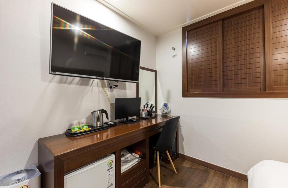 Daesan Hotel Seosan Exterior photo
