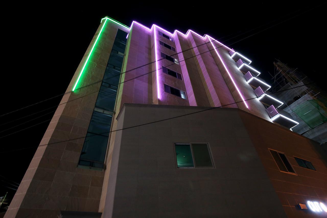 Daesan Hotel Seosan Exterior photo